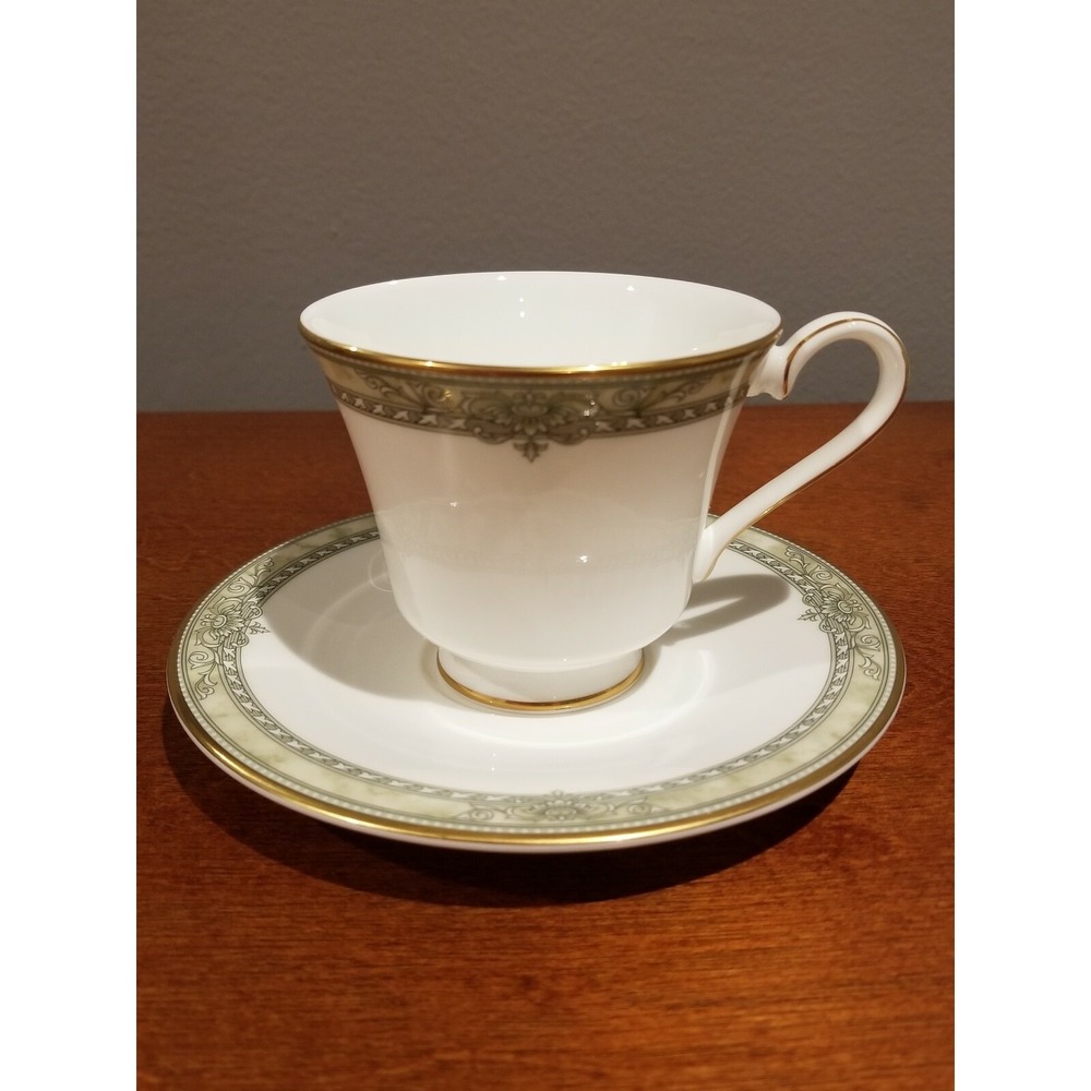 Royal Doulton Isabella Cup & Saucer H5248 Sage Green Marbled Band Gold Trim
